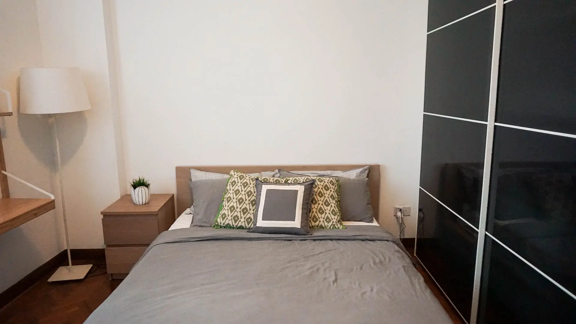 master room in Singapore