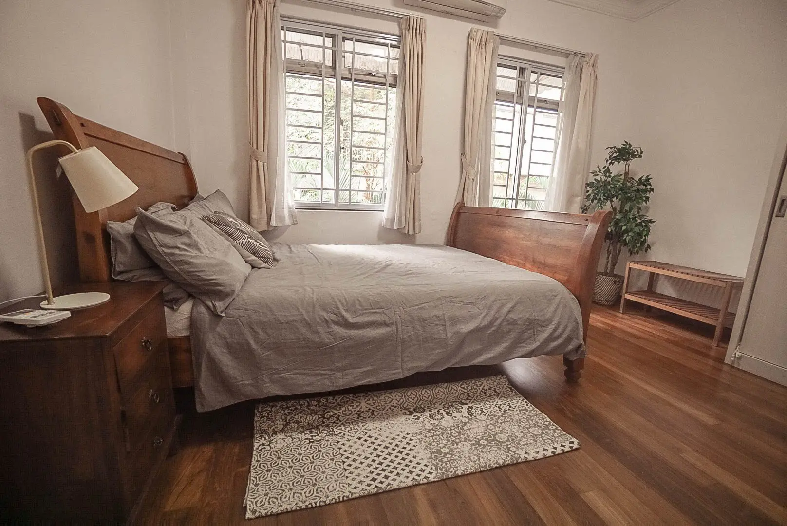 master room Singapore